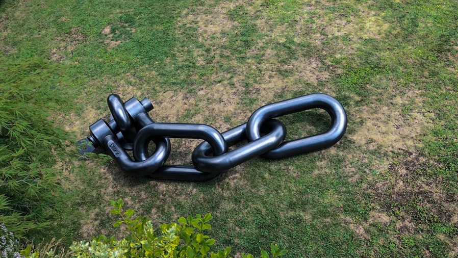 jean-octobon-sculpteur-sculptor-metal-chain-giant